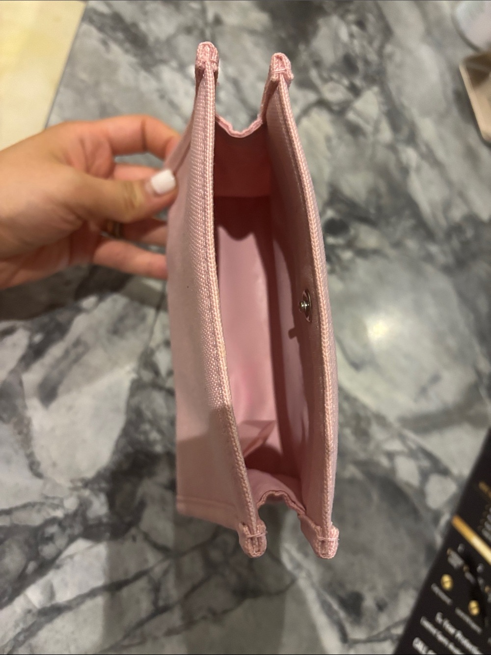 Dior Pouch - Picture 3 of 3